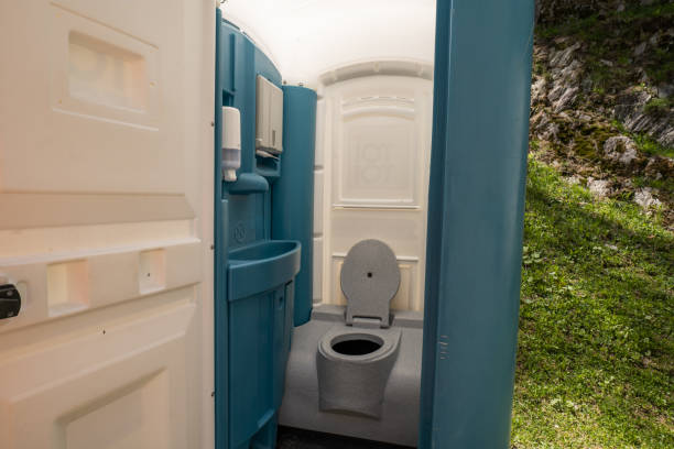 Best Best portable toilet rental  in Salisbury, MO