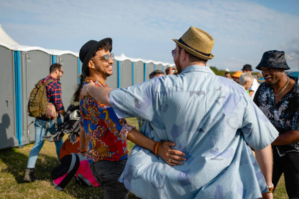 Best Luxury portable toilet rental  in Salisbury, MO